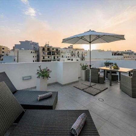 Stunning Penthouse Roof Terrace & Communal Swimming Pool San Pawl il-Baħar Zewnętrze zdjęcie
